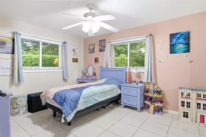 341 SW 54th Ave, Plantation, FL 33317 - Photo 27