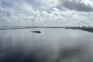 1800 N Bayshore Dr, Miami, FL 33132 - Photo 23