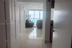 1800 N Bayshore Dr, Miami, FL 33132 - Photo 3