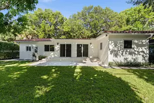 5406 S Le Jeune Rd, Coral Gables, FL 33146 - Photo 5
