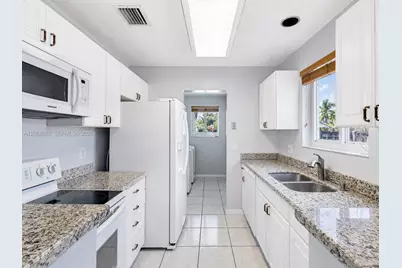 16521 SW 294th Ter, Homestead, FL 33033 - Photo 7