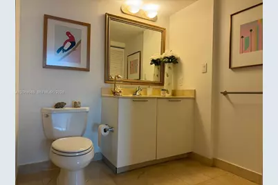 1800 N Bayshore Dr #1609, Miami, FL 33132 - Photo 19