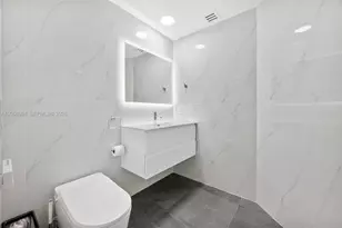 801 Brickell Key Blvd, Miami, FL 33131 - Photo 15