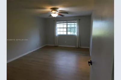 12164 SW 52nd Pl, Cooper City, FL 33330 - Photo 25