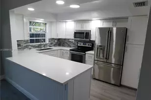 12164 SW 52nd Pl, Cooper City, FL 33330 - Photo 11