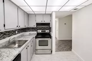 630 NW 13th St, Boca Raton, FL 33486 - Photo 9
