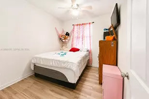 2745 NW 7th Ct, Fort Lauderdale, FL 33311 - Photo 15