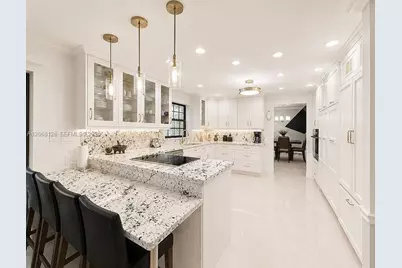 11351 SW 26th St, Miami, FL 33165 - Photo 1