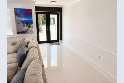 11351 SW 26th St, Miami, FL 33165 - Photo 3