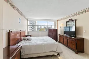 1420 NE Brickell Bay Dr, Miami, FL 33131 - Photo 15