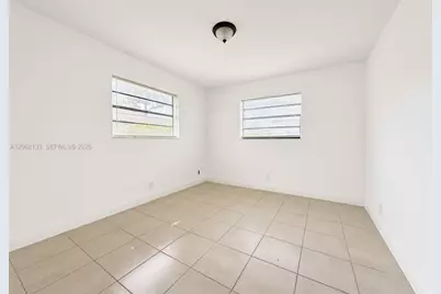 407 NW 7th Ct #S, Hallandale Beach, FL 33009 - Photo 3