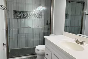 1520 McKinley St, Hollywood, FL 33020 - Photo 13