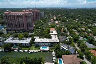 6815 Edgewater Dr, Coral Gables, FL 33133 - Photo 33