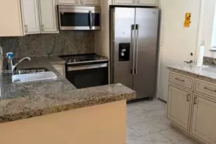 901 NE 14th Ave, Hallandale Beach, FL 33009 - Photo 13