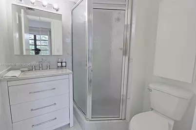 1100 Colony Point Cir #419, Pembroke Pines, FL 33026 - Photo 29