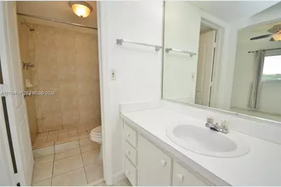 7440 Miami Lakes Dr #F101, Miami Lakes, FL 33014 - Photo 9