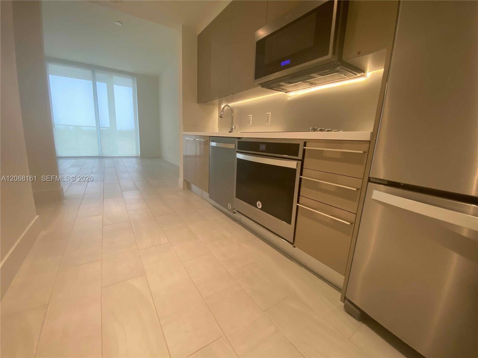 2000 Metropica Wy #308 - 2000 Metropica Wy #308, Sunrise, FL 33323 Luxury Property | Jose Angel Pina