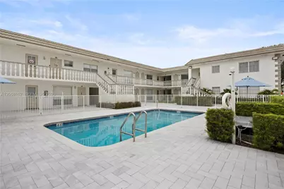 5450 Hollywood Blvd #108, Hollywood, FL 33021 - Photo 13