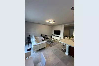 10377 W 34th Ct #10377, Hialeah, FL 33018 - Photo 3