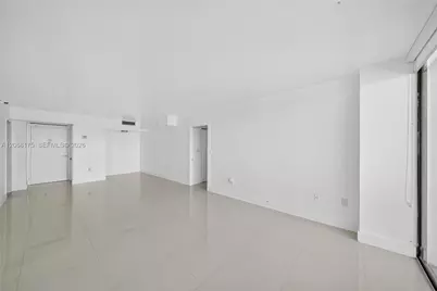 20505 E Country Club Dr #2132, Aventura, FL 33180 - Photo 11