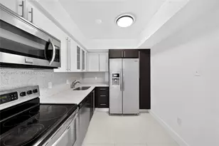 20505 E Country Club Dr, Aventura, FL 33180 - Photo 15