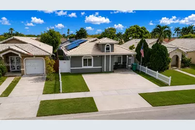 9733 NW 126th Ter, Hialeah Gardens, FL 33018 - Photo 3