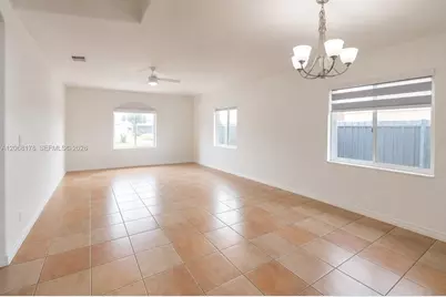 9733 NW 126th Ter, Hialeah Gardens, FL 33018 - Photo 9