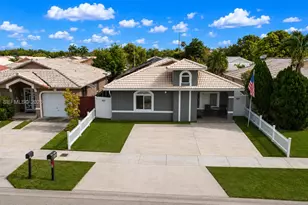 9733 NW 126th Terrace, Hialeah Gardens, FL 33018 - Photo 1