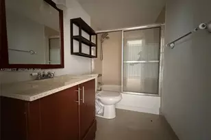 17650 NW 68th Ave, Hialeah, FL 33015 - Photo 19