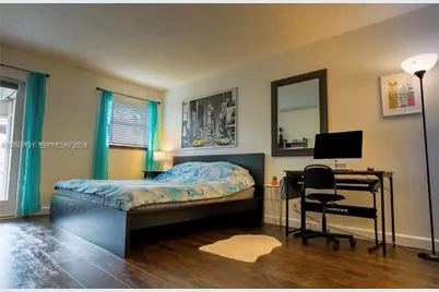 8002 Lagos De Campo Blvd #B-201, Tamarac, FL 33321 - Photo 3