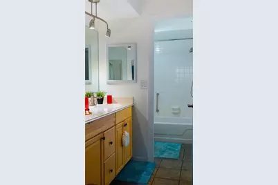 8002 Lagos De Campo Blvd #B-201, Tamarac, FL 33321 - Photo 11