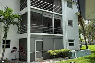 8002 Lagos De Campo Blvd, Tamarac, FL 33321 - Photo 13