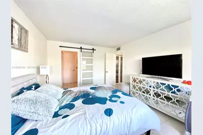 401 Golden Isles Dr #505, Hallandale Beach, FL 33009 - Photo 9