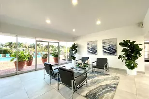 401 Golden Isles Dr, Hallandale Beach, FL 33009 - Photo 21