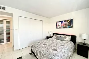 401 Golden Isles Dr, Hallandale Beach, FL 33009 - Photo 15