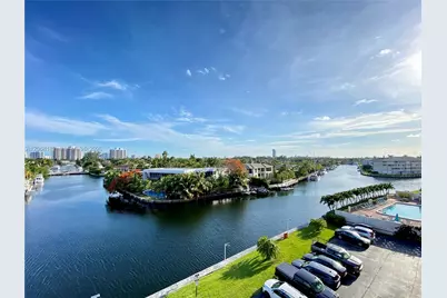 401 Golden Isles Dr #505, Hallandale Beach, FL 33009 - Photo 17