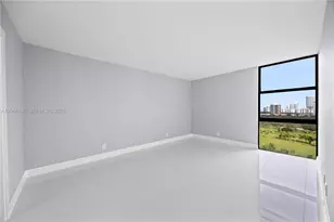 20335 W Country Club Dr, Aventura, FL 33180 - Photo 11