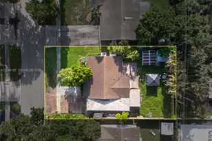 9452 SW 52nd Ct, Cooper City, FL 33328 - Photo 3