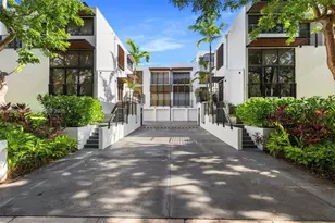 225 E Enid Dr, Key Biscayne, FL 33149 - Photo 3