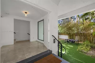 225 E Enid Dr, Key Biscayne, FL 33149 - Photo 5