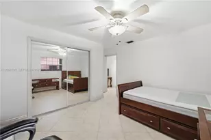 5190 SW 28th Terrace, Dania Beach, FL 33312 - Photo 15