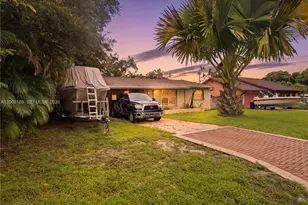 5190 SW 28th Terrace, Dania Beach, FL 33312 - Photo 1