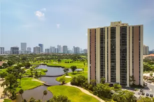 20379 W Country Club Dr, Aventura, FL 33180 - Photo 27