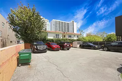 3191 SW 23rd St, Miami, FL 33145 - Photo 21