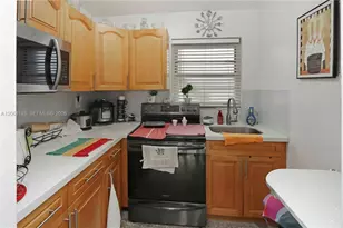 3191 SW 23rd St, Miami, FL 33145 - Photo 25