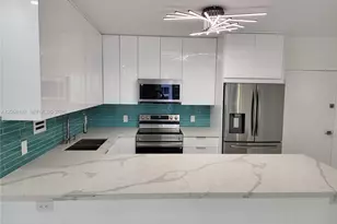 3505 S Ocean Dr, Hollywood, FL 33019 - Photo 3