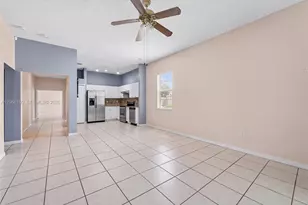 13976 S Cypress Cove Cir, Davie, FL 33325 - Photo 25