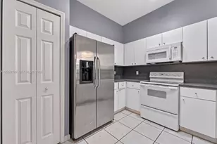 13976 S Cypress Cove Cir, Davie, FL 33325 - Photo 39