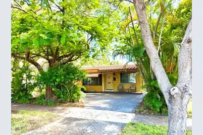 1124 NE 7th St, Hallandale Beach, FL 33009 - Photo 37