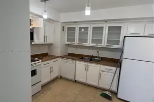 5838 Collins Ave, Miami Beach, FL 33140 - Photo 3